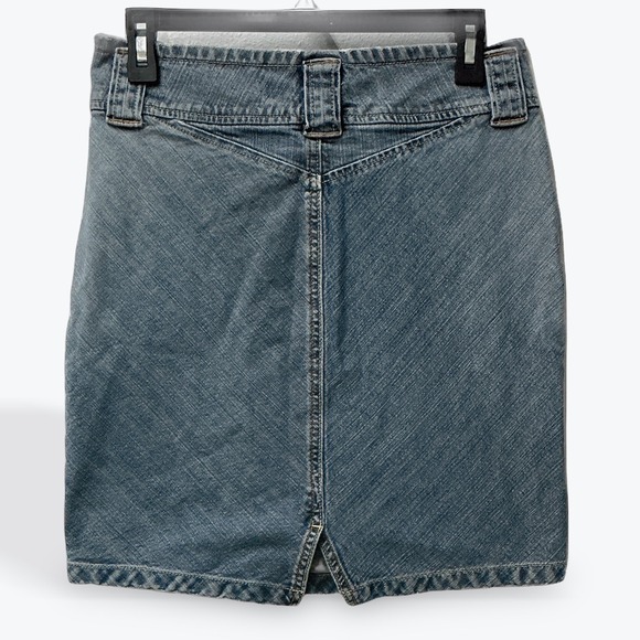 Gap Jeans Womens Vintage 2004 Denim Mini Skirt Blue Crosshatch Wash Size 4 - Picture 2 of 9
